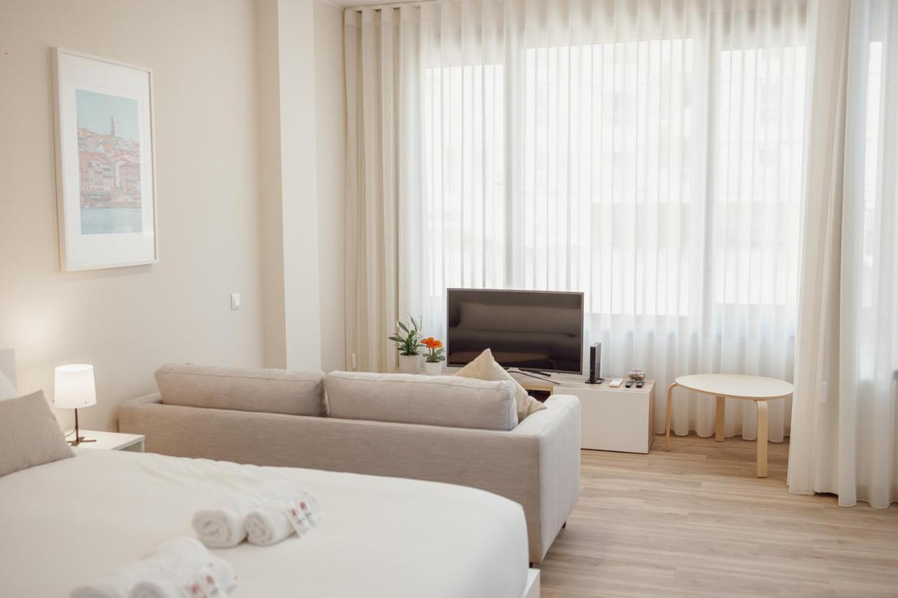 Modern Trindade By Homing Apartment Porto Ngoại thất bức ảnh